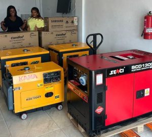 Read more about the article NewsECG Donates 100 Streetlights to Cape Coast Municipal Assembly
